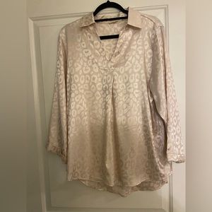 Jodifl size M light pink animal print collared blouse